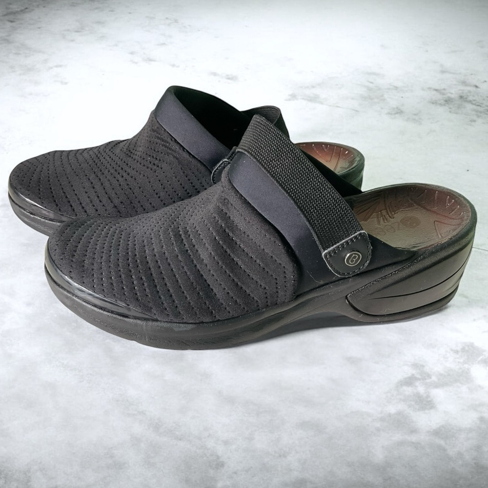 🌺Bzees Black Stretch Clogs